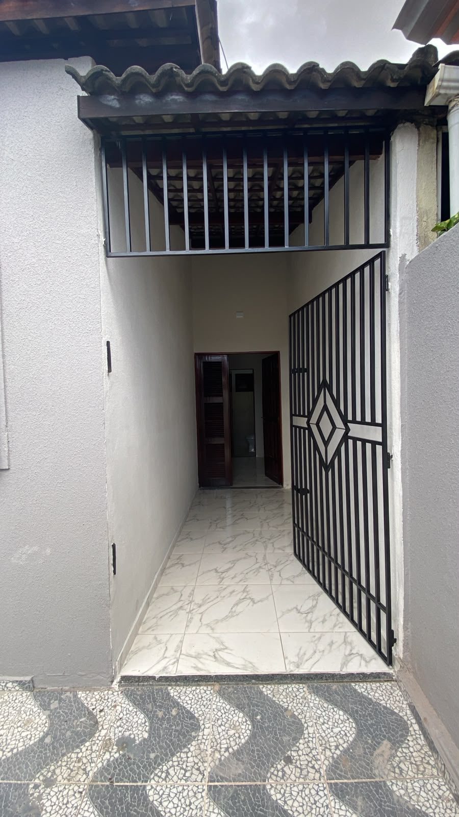 Casa à Venda 2 Quartos sendo 1 suíte, com 66m²  de Área Construída em Itaitinga- CE — foto 2 (Itaitinga)