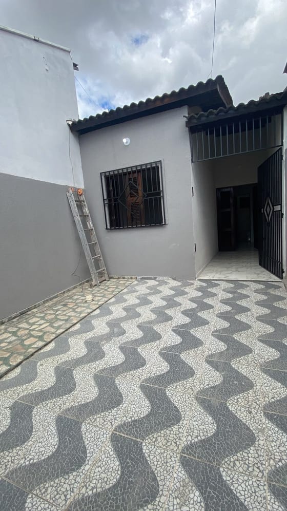 Casa à Venda 2 Quartos sendo 1 suíte, com 66m²  de Área Construída em Itaitinga- CE — foto 1 (Itaitinga)